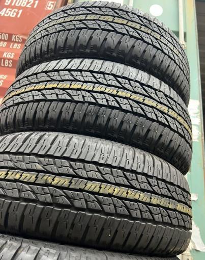 Yokohama Geolandar A/T G015 215/60 R16