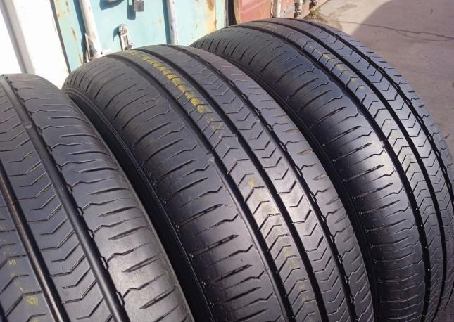 Nexen Roadian CTX 215/65 R17C