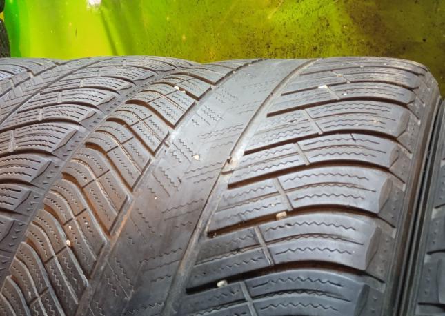 Michelin Latitude Alpin LA2 265/45 R20 и 295/40 R20