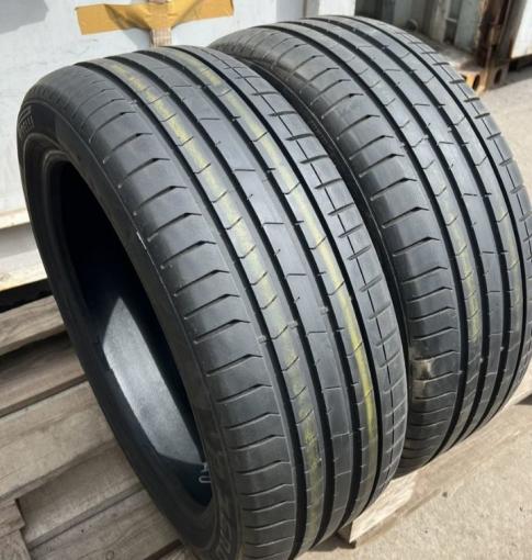 Pirelli P Zero PZ4 225/45 R19