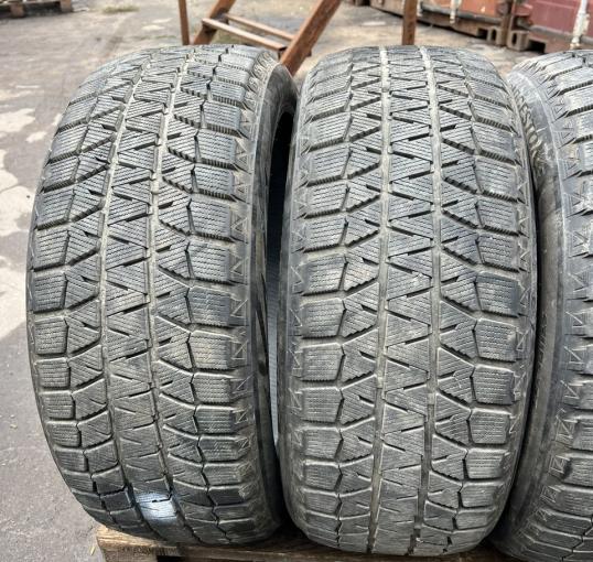 Bridgestone Blizzak WS-80 235/50 R19