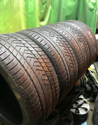 Pirelli Scorpion Winter 295/35 R21