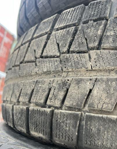 Bridgestone Blizzak Revo GZ 215/65 R16