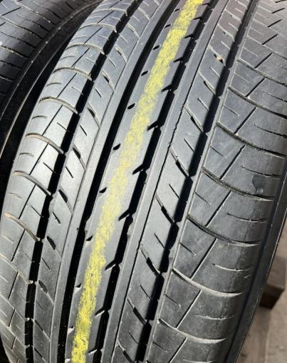 Yokohama dB Decibel E70B 215/55 R17