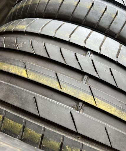 Kumho Ecsta PS71 245/40 R18
