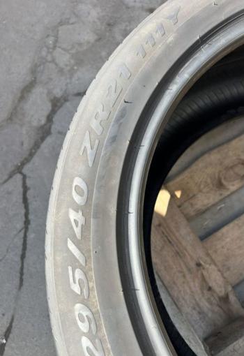 Pirelli P Zero 295/40 R21