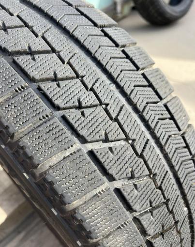 Bridgestone Blizzak VRX 215/65 R16