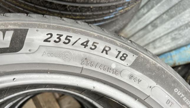Michelin Primacy 4 235/45 R18