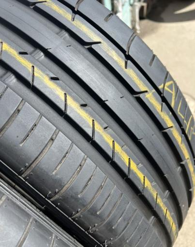 Dunlop SP Sport Maxx 050+ 245/45 R20