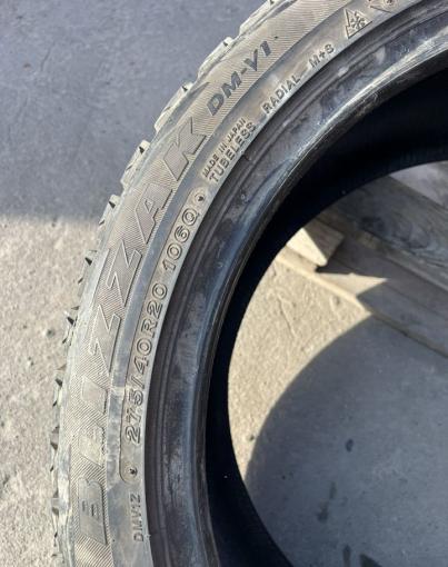 Bridgestone Blizzak DM-V1 275/40 R20