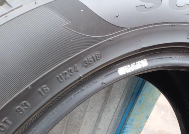 Pirelli Scorpion Winter 255/50 R20