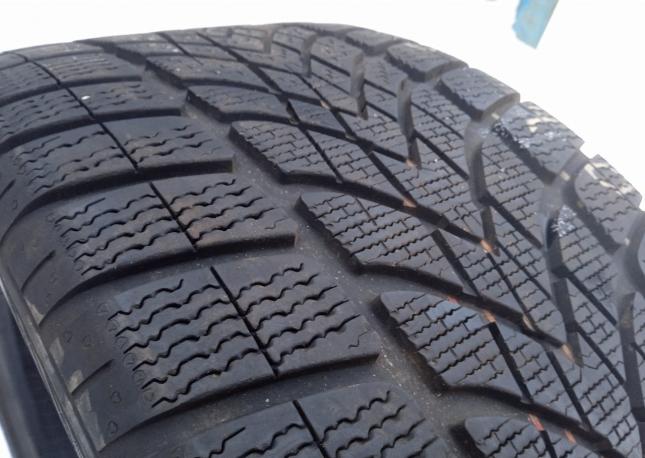 Dunlop SP Winter Sport 4D 295/40 R20