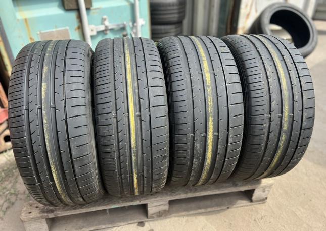 Dunlop SP Sport Maxx 050+ 245/45 R19 и 275/40 R19