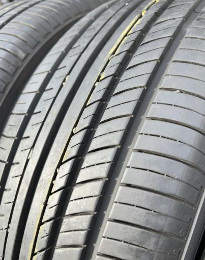 Yokohama Advan dB V552 205/60 R16