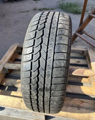 Continental Conti4x4WinterContact 215/60 R17