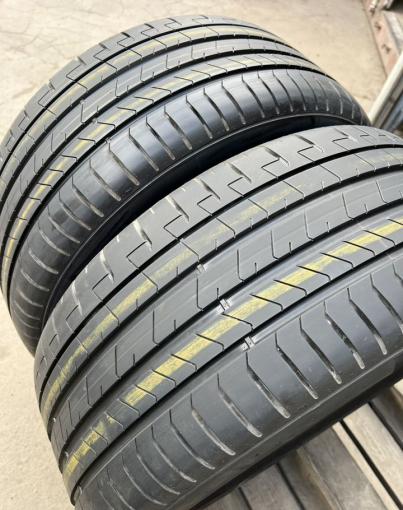 Pirelli P Zero PZ4 255/40 R19
