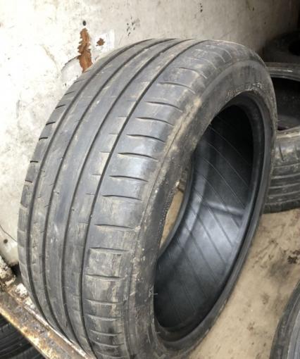 Michelin Pilot Sport 4 235/45 R18