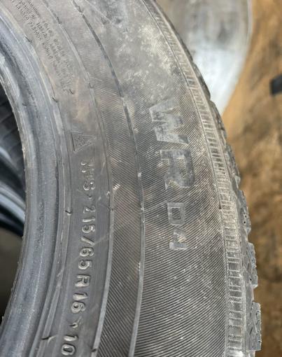 Nokian Tyres WR D4 215/65 R16