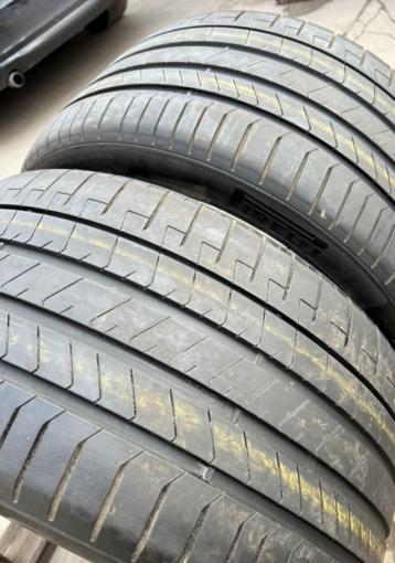 Pirelli P Zero PZ4 295/35 R20