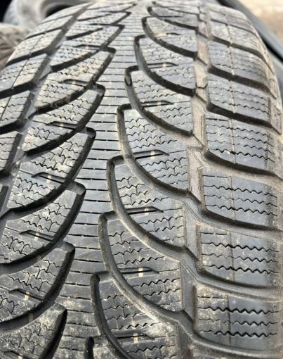 Bridgestone Blizzak LM-80 235/60 R18