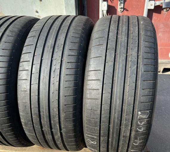 Pirelli P Zero PZ4 255/45 R19
