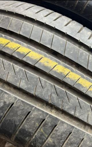 Bridgestone Alenza 001 285/45 R22