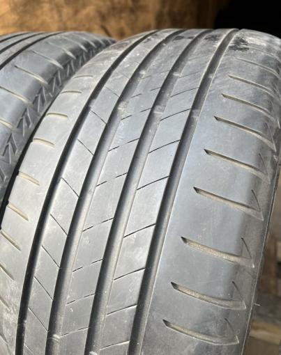 Bridgestone Turanza T005 225/55 R17