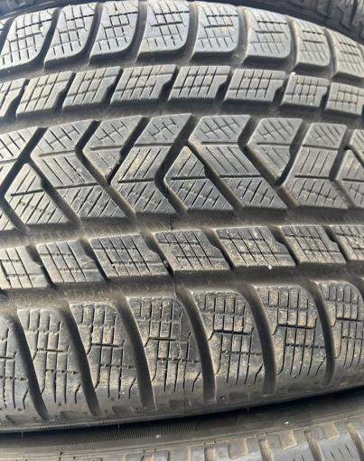 Pirelli Scorpion Winter 285/40 R21