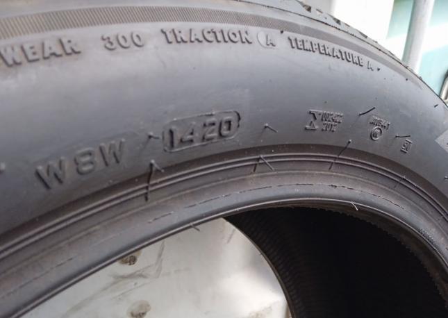Bridgestone Alenza 001 275/40 R20