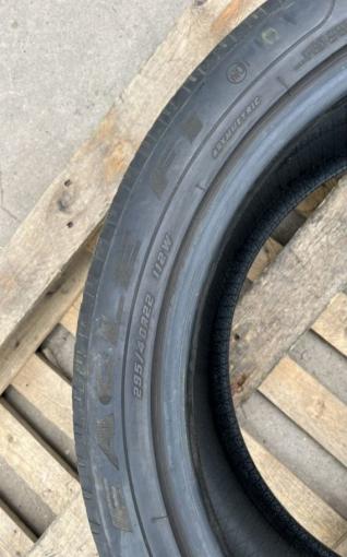 Goodyear Eagle F1 Asymmetric 295/40 R22