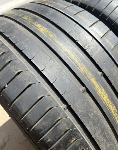 Pirelli P Zero PZ4 285/40 R22 и 325/35 R22