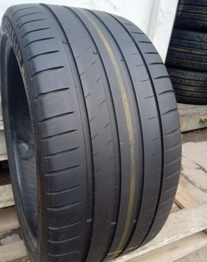Michelin Pilot Sport 4 275/35 R19