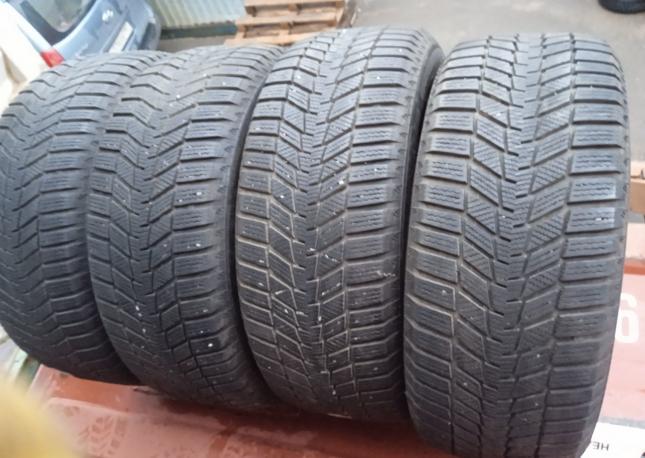 Continental WinterContact SI 215/55 R16