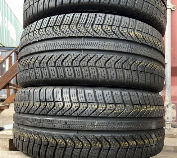 Pirelli Cinturato All Season Plus 245/45 R18
