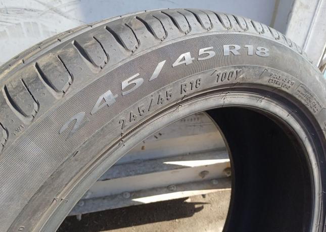 Pirelli Cinturato P7 245/45 R18
