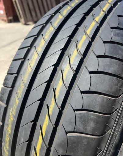 Goodyear EfficientGrip 235/55 R17