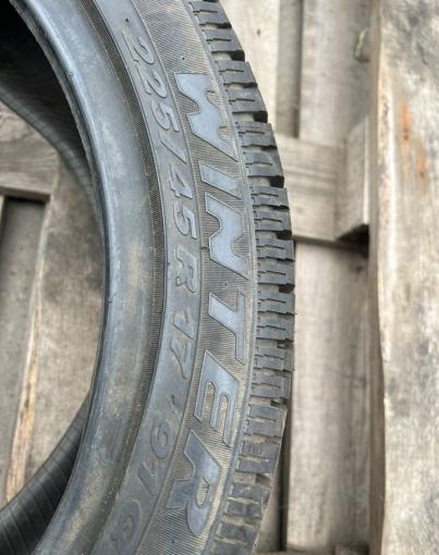 Pirelli Winter Ice Storm 225/45 R17