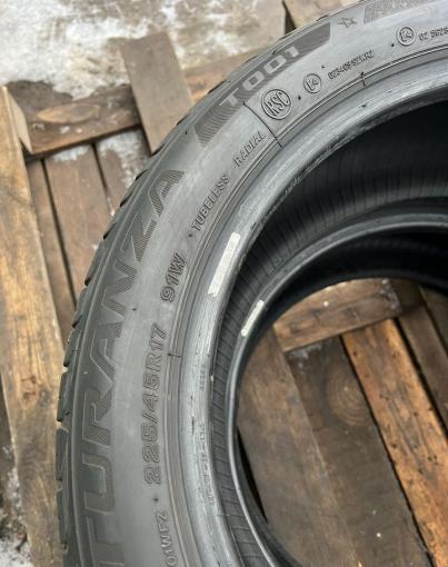 Bridgestone Turanza T001 225/45 R17