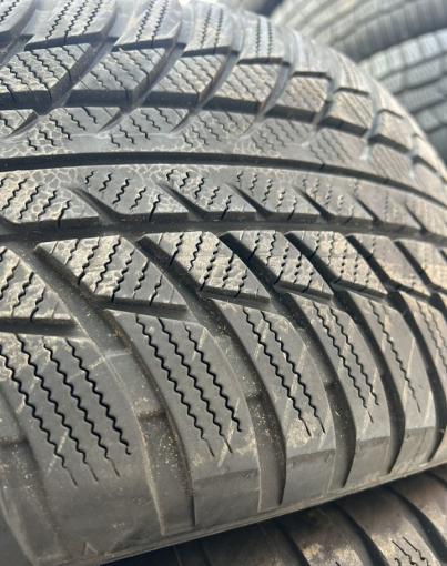 Bridgestone Blizzak LM-001 225/50 R17