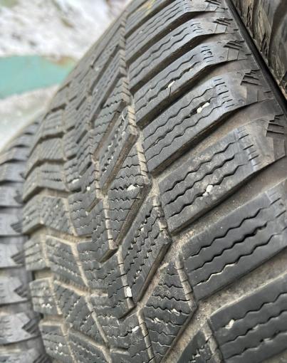 Continental WinterContact SI 215/55 R16