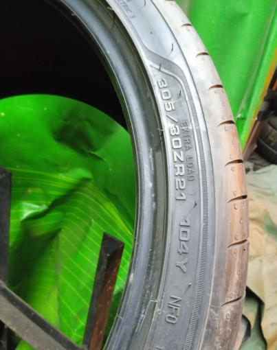 Goodyear Eagle F1 Asymmetric 3 305/30 R21