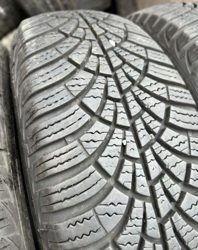 Goodyear UltraGrip 9 165/70 R14