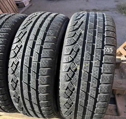 Pirelli Winter Sottozero 210 Serie II 225/45 R17