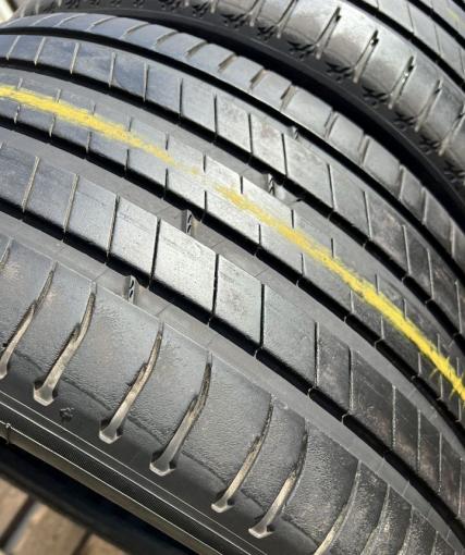 Michelin Latitude Sport 3 255/40 R21