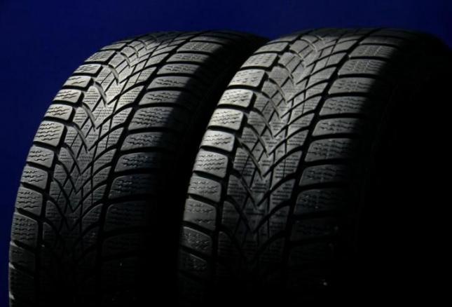 Dunlop SP Winter Sport 4D 235/50 R18