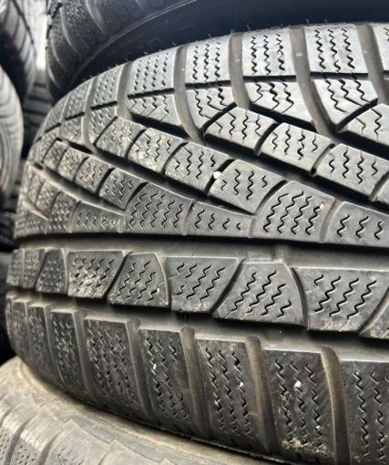 Pirelli Winter Sottozero 210 225/45 R18