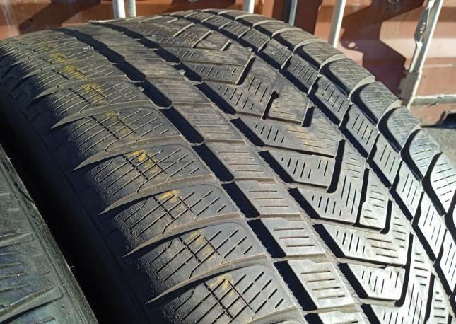 Pirelli Scorpion Winter 325/35 R22