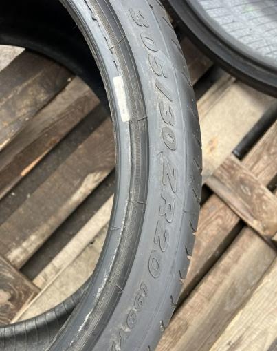 Pirelli P Zero 305/30 R20