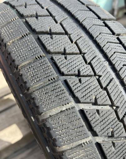 Bridgestone Blizzak VRX 215/65 R16