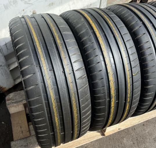 Michelin Pilot Sport 4 225/40 R18